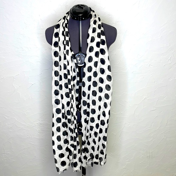 Wrap/Scarf White with Black Polka Dots 100% Cotton - Picture 2 of 7